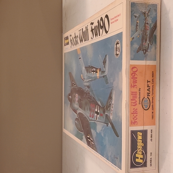 Hasegawa- Focke Wulf Fw190 German Fighter - Picture 7 of 14